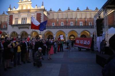 Przegonimy mrok, krakowski finał kampanii wyborczej Koalicji Obywatelskiej - zdjęcie 1