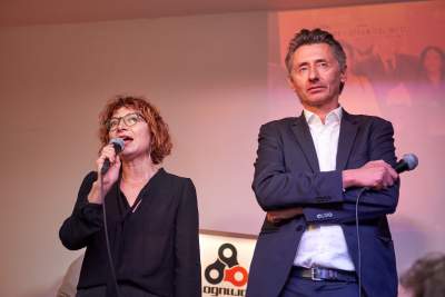 Wybory w Krakowie: długie kolejki do późnej nocy i świętowanie w partyjnych sztabach - zdjęcie 21