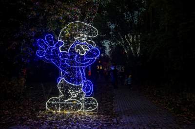 To miejsce uwielbiają nie tylko dzieci, ogród świateł znów zachwyca - zdjęcie 42