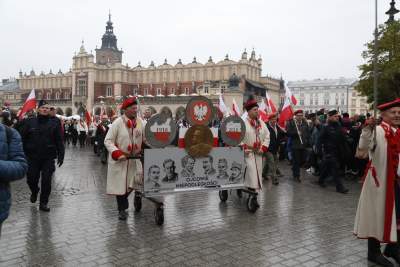 Krakowskie świętowanie niepodległości, bez nacjonalistycznych haseł - zdjęcie 18