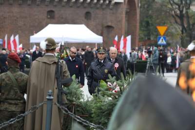 Krakowskie świętowanie niepodległości, bez nacjonalistycznych haseł - zdjęcie 28