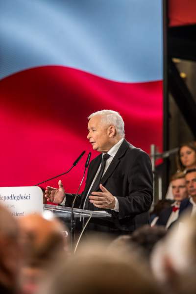 Kaczyński w Krakowie: "Cierpieć i umierać za ojczyznę to rzecz piękna" - zdjęcie 31
