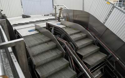 To się dzieje naprawdę: tak znikają nieruchome ruchome schody - zdjęcie 8