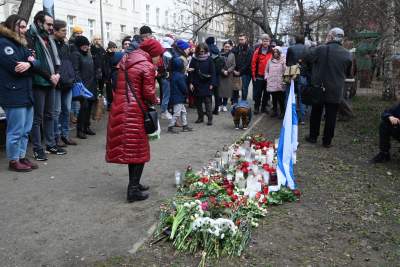 Protest przed rosyjskim konsulatem po śmierci Nawalnego - zdjęcie 20