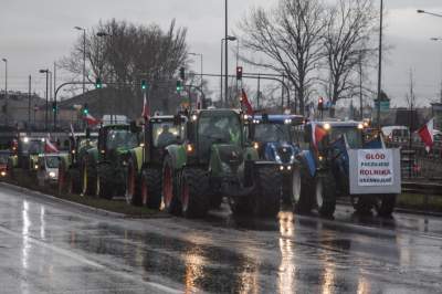 Tak zakorkowali dziś miasto, pokaz mocy nie tylko ciągników - zdjęcie 18