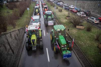 Tak zakorkowali dziś miasto, pokaz mocy nie tylko ciągników - zdjęcie 16