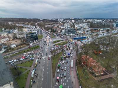 Tak zakorkowali dziś miasto, pokaz mocy nie tylko ciągników - zdjęcie 12
