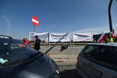 Protest rolników w Krakowie: nie zabrakło "muzealnych" eksponatów - zdjęcie 2