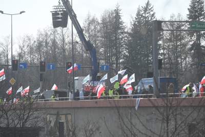 Protest rolników w Krakowie: nie zabrakło "muzealnych" eksponatów - zdjęcie 17