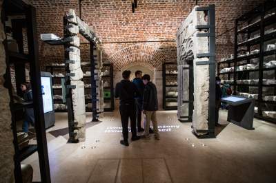 Rewelacyjna Noc Muzeów, krakowianie i goście lubią takie zwiedzanie - zdjęcie 15