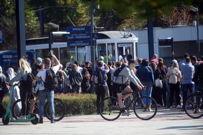 Tłumy czekały na te tramwaje, ostatnia w tym roku okazja... - zdjęcie 25