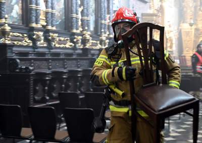 Akcja Straży Pożarnej w Bazylice Bożego Ciała na Kazimierzu. Ćwiczenia - zdjęcie 31