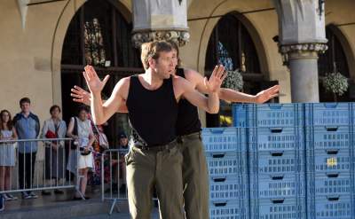 Niezłe popisy w centrum Krakowa. Mogło zakręcić się w głowie - zdjęcie 18