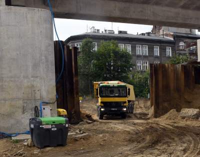 Coraz mniej historycznego nasypu. Miał 160 lat - zdjęcie 11