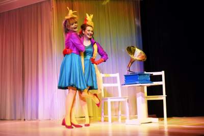 Najbardziej kolorowy spektakl tej jesieni, zdobycie biletu nie jest łatwe - zdjęcie 22