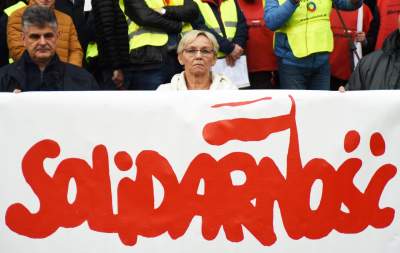 "Niech kombinat wróci w polskie ręce" - protest hutników (listopad 2019) - zdjęcie 23