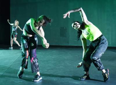 Spektakl o przemocy wobec kobiecych ciał - zdjęcie 9