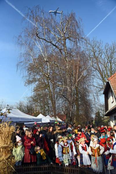 Rydlówka: tradycyjne Osadzanie Chochoła - zdjęcie 13