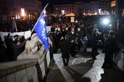 Demonstracja na Rynku: "dość prześladowania" - zdjęcie 9