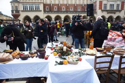 Rok 2019: Największa wigilia dla potrzebujących, z kurii nie było nikogo - zdjęcie 8