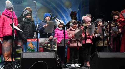 Krakowski fenomen: znów tłumy na Małym Rynku (rok 2019) - zdjęcie 13