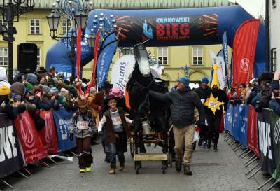 Biegła skrzynka, pierogi, czarownice i inne stwory: najfajniejszy bieg w Krakowie - zdjęcie 37