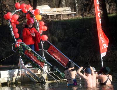 Zabawa na Bagrach: przed rokiem zalew pokrywał lód, a teraz... - zdjęcie 5