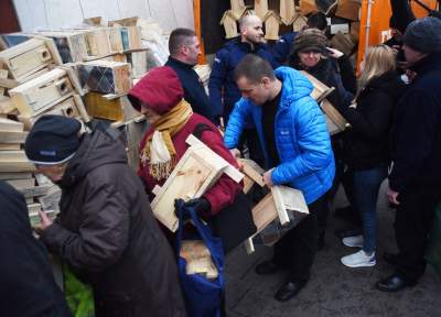 Walentynkowy przedmiot pożądania w Krakowie, rozdali tysiąc - zdjęcie 15