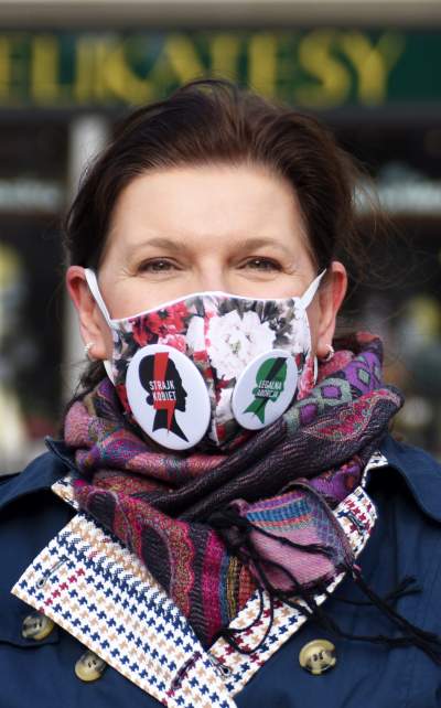 Największe zgromadzenie na Rynku w czasie obostrzeń - zdjęcie 38