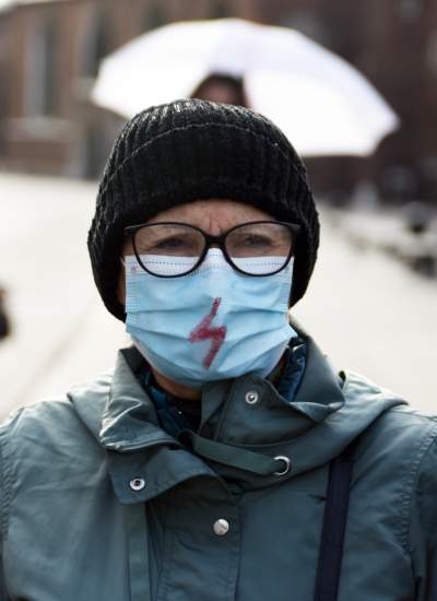 Największe zgromadzenie na Rynku w czasie obostrzeń - zdjęcie 33