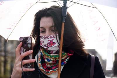 Największe zgromadzenie na Rynku w czasie obostrzeń - zdjęcie 31