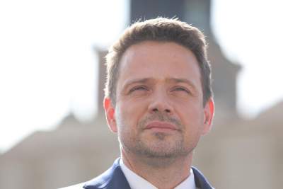 Entuzjastyczne przyjęcie Trzaskowskiego w Krakowie - zdjęcie 12