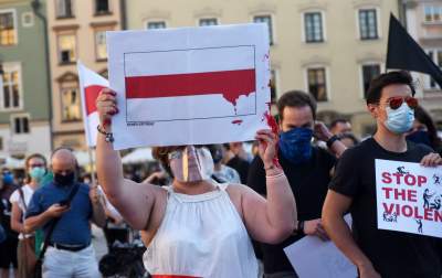 Kraków wspiera Białoruś! Kolejna manifestacja na Rynku Głównym - zdjęcie 36