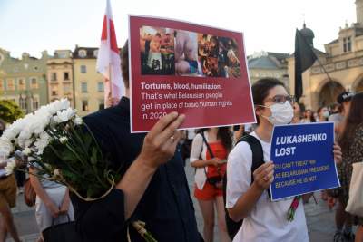 Kraków wspiera Białoruś! Kolejna manifestacja na Rynku Głównym - zdjęcie 61