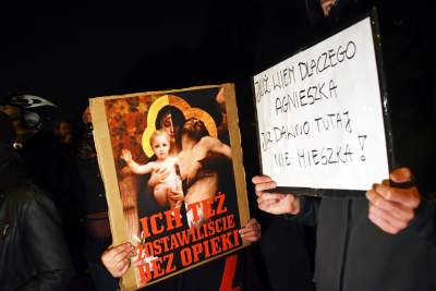 Cichy protest na Franciszkańskiej 3   (2 listopada 2020, fot. Marek Lasyk) - zdjęcie 9