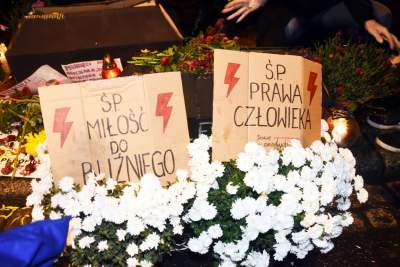 Cichy protest na Franciszkańskiej 3   (2 listopada 2020, fot. Marek Lasyk) - zdjęcie 18