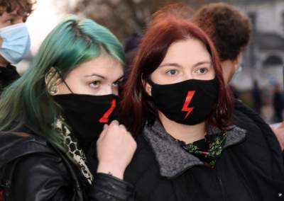 Strajk Kobiet: tak dużo policji jeszcze nie było - zdjęcie 15