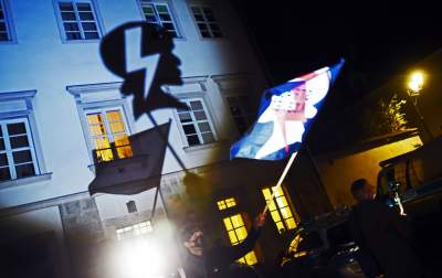 Manifestacja solidarnościowa z szykanowanymi dziennikarzami - zdjęcie 10