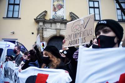 Wielotysięczny pochód przez miasto: "Mamy prawo. Głos to za mało" - zdjęcie 26