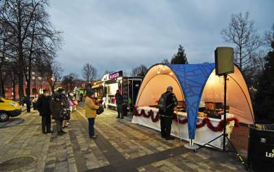 Wigilijne smaki przyciągają tłumy. Karpik w Nowej Hucie - zdjęcie 10