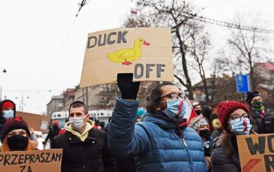 "Proszę mnie nie bić". Protest Strajku Kobiet w Krakowie - zdjęcie 14