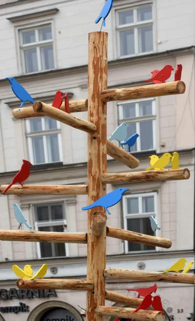 Drzewko emausowe na Rynku - zdjęcie 15