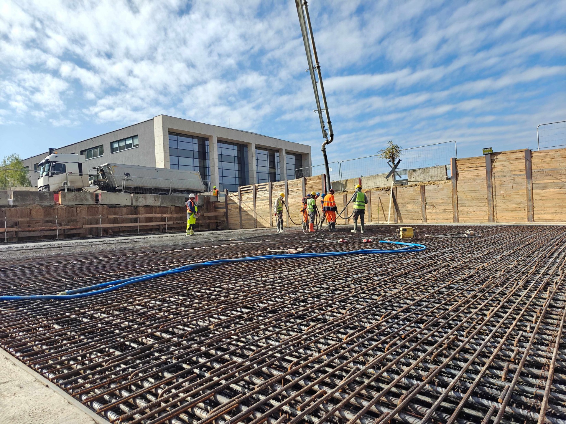 Budują kolejny drogowy tunel koło Krakowa, teren tylko pozornie łatwy