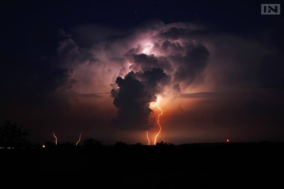 Najwyższy stopień ostrzeżenia dla Krakowa, nadchodzą gwałtowne burze