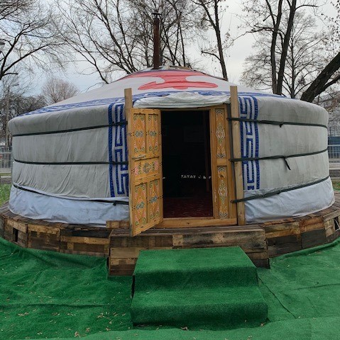 Centrum Krakowa: w mongolskim namiocie łamał przepisy antysmogowe