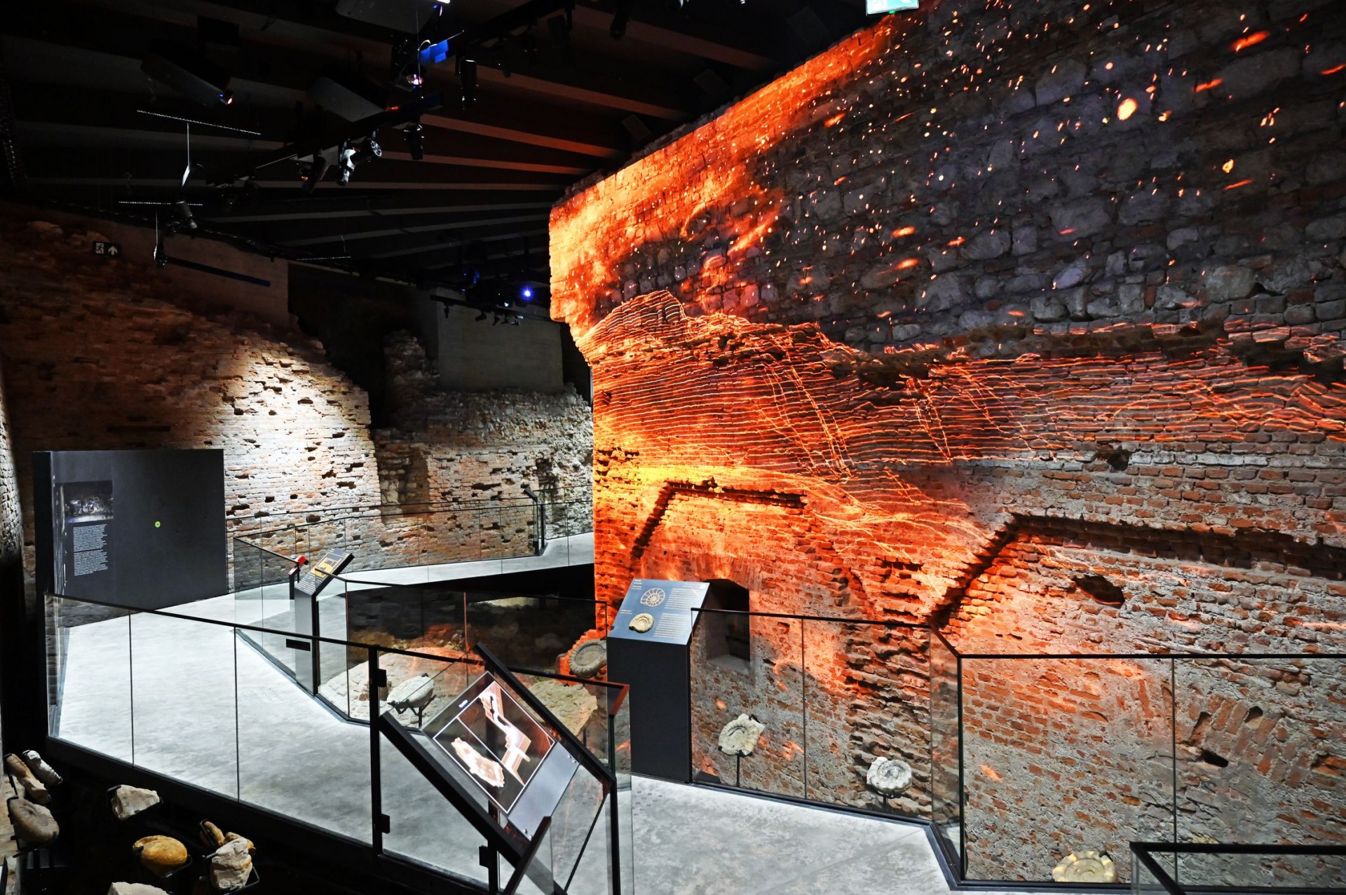 Nowa podziemna wystawa na Wawelu, wraca do legendy o Smoku