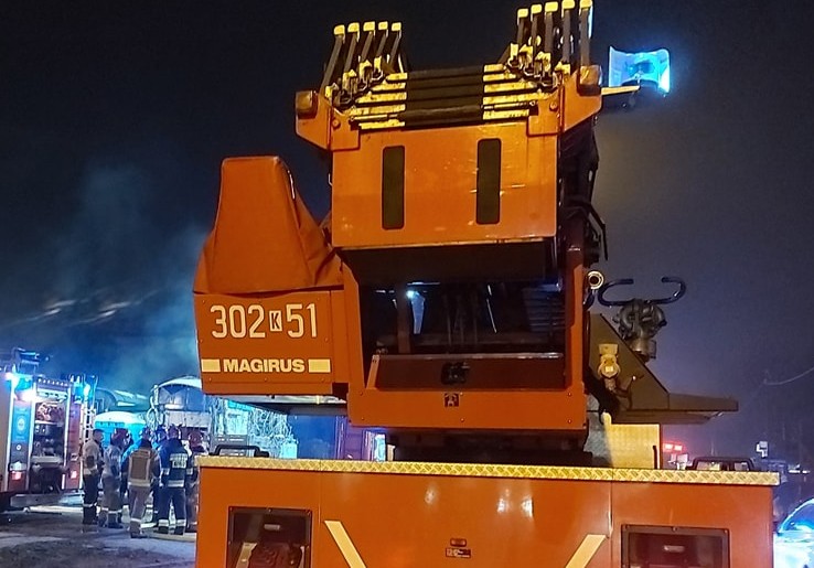 Runęła kamienica, sąsiedzi zagrożeni, władze Krakowa z pomocą