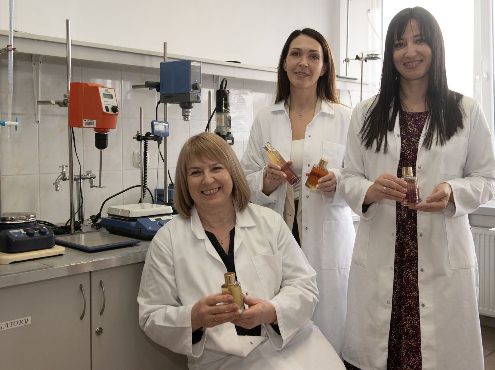 Wymyślone w Krakowie perfumy bez alkoholu podbijają świat