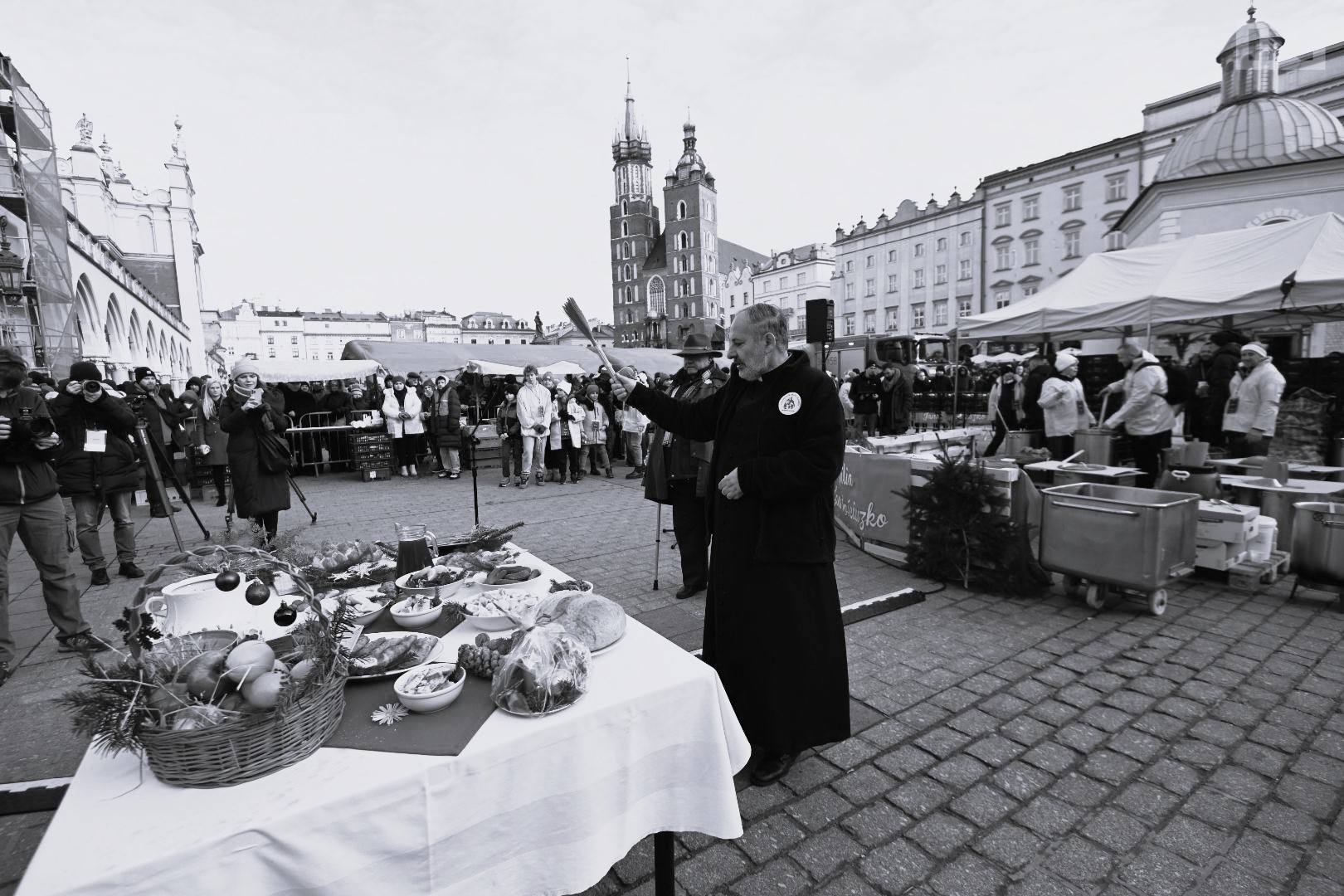 Nie żyje ksiądz Tadeusz IsakowiczZaleski, zmarł po ciężkiej chorobie