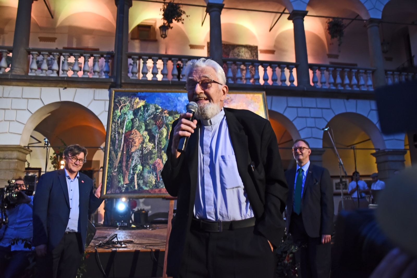 Urodziny księdza Adama Bonieckiego. Tak świętował przed pandemią